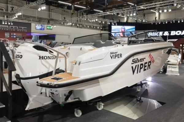 Silver-Viper-DCz-YM20-Vene20-02_preview
